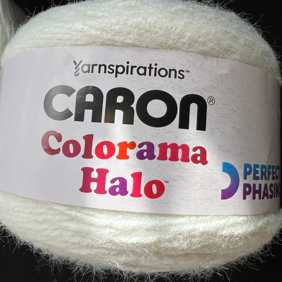 Caron Colorama Halo Graphite Frost TWO Cakes 5 Bulky Weight 481 yds ea Soft NEW - Picture 2 of 6